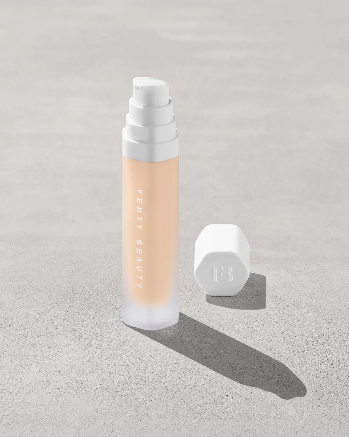 Soft'lit Naturally Luminous Longwear Foundation — 120