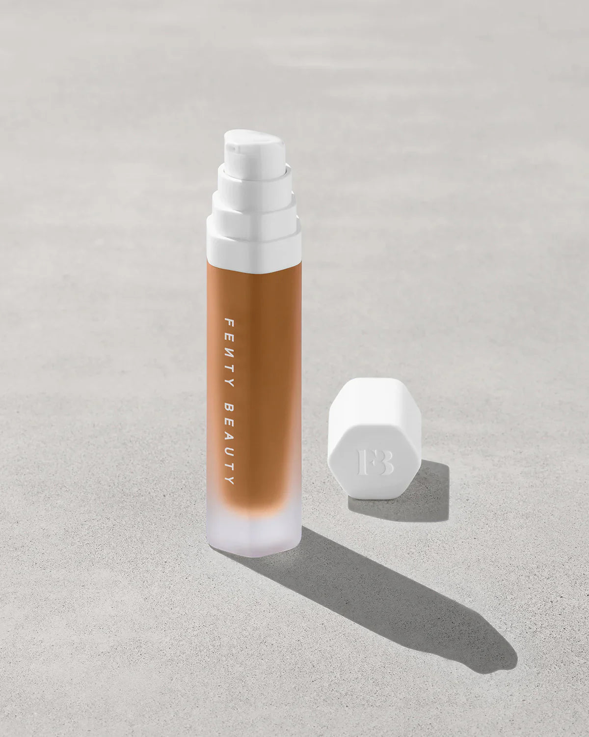 Soft'lit Naturally Luminous Longwear Foundation — 420